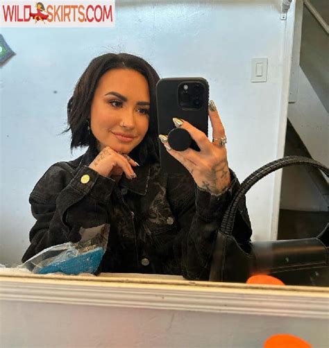 demi lovato nue|Demi Lovato Nude Photos & Naked Sex Videos